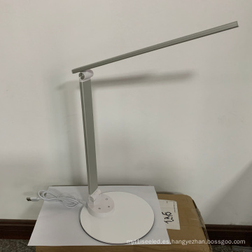 Lámpara de mesa plegable LED con interruptor táctil de niveles